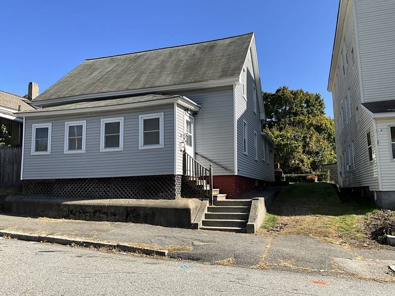 28 Wall St, Worcester, MA 01604