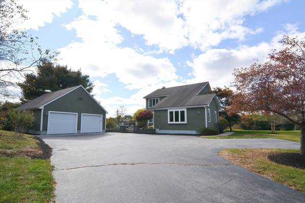 Upton, MA 01568,95 Mendon St