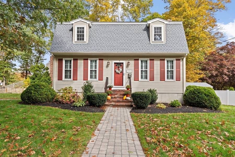 1552 Liberty St, Braintree, MA 02184