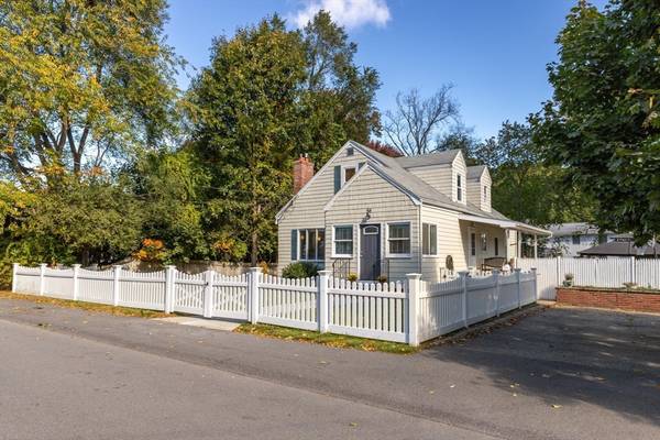 58 Beech St, Dedham, MA 02026