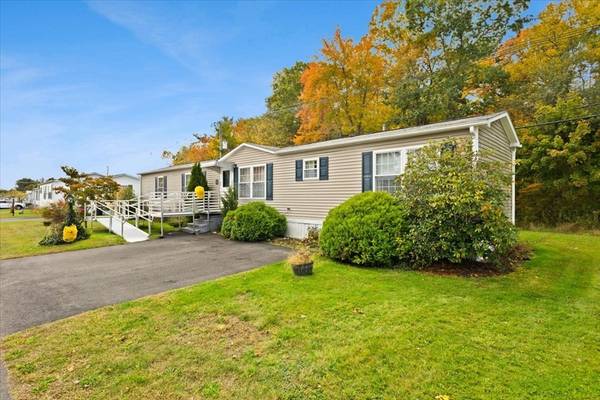 Raynham, MA 02767,34 Tucker Terrace