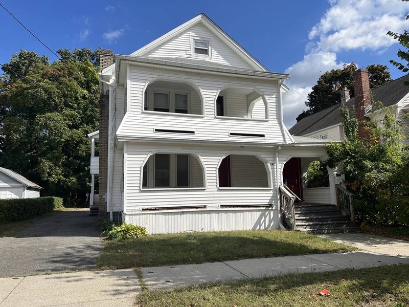 183 Middlesex St, Springfield, MA 01109