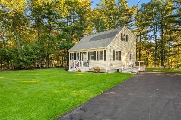 Hanson, MA 02341,3 Lee Terrace