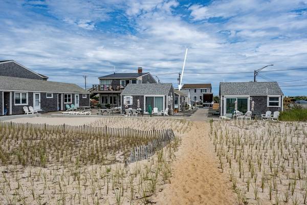 Truro, MA 02666,566 Shore Rd #4