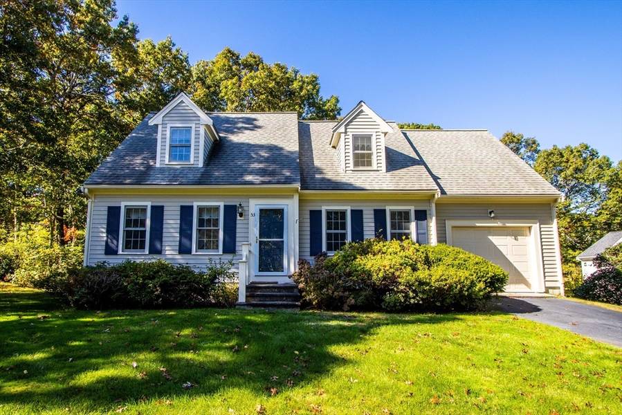 53 Snead Dr, Mashpee, MA 02649