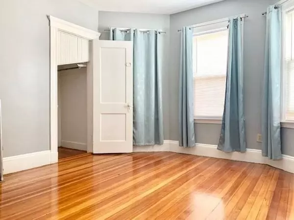 Boston, MA 02121,142 Washington St. #1