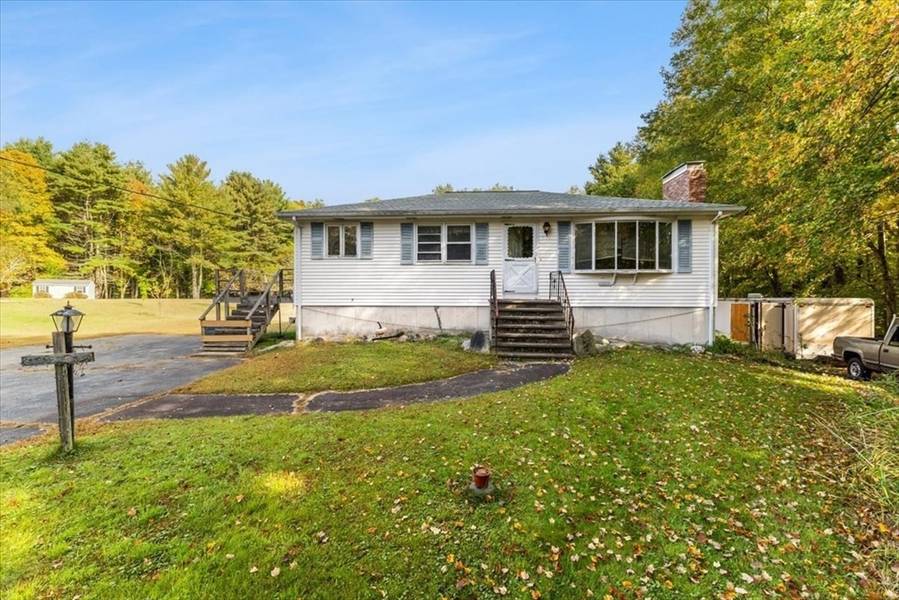 560 Judson St, Raynham, MA 02767