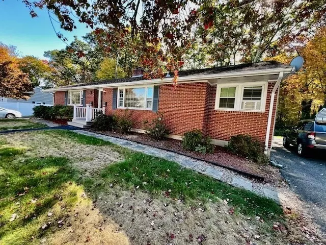 34 Nelson Dr #B, Randolph, MA 02368