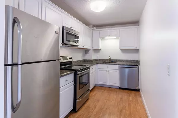 872 Massachusetts Ave #509, Cambridge, MA 02139