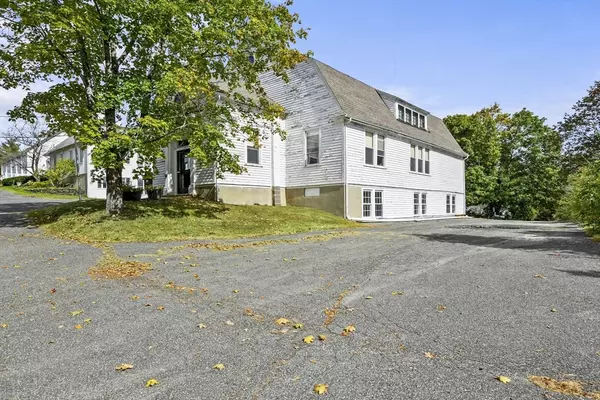 Richmond, MA 01254,1529 State Rd