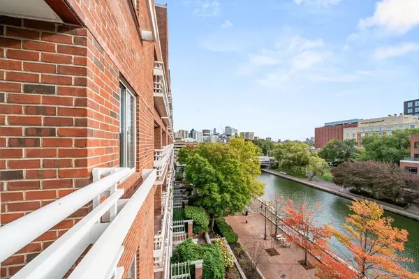 4 Canal Park #511, Cambridge, MA 02141