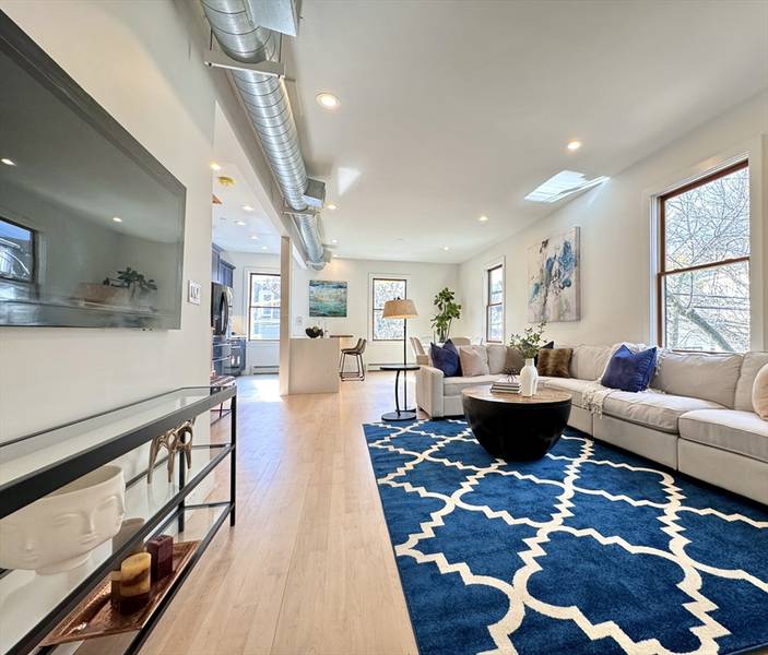 51 Market #2, Cambridge, MA 02139