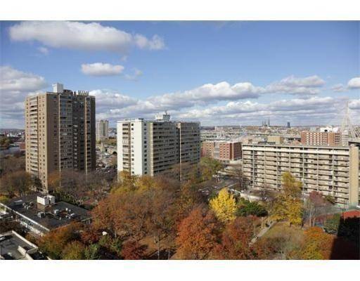 9 Hawthorne Place #6O, Boston, MA 02114