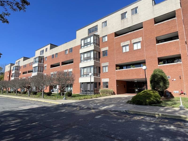 96 Old Colony Ave #453, Taunton, MA 02718