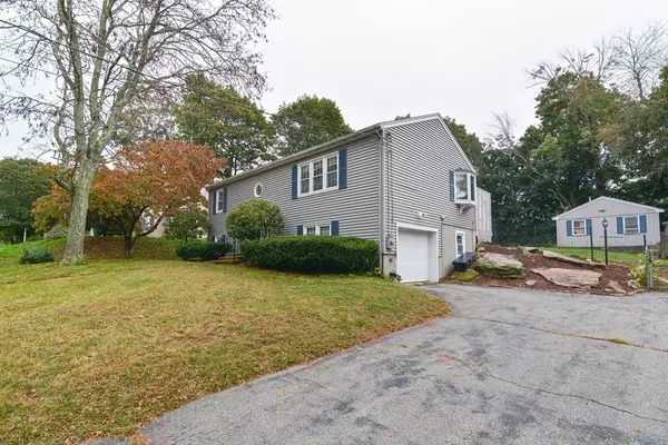 Spencer, MA 01562,14 Holmes St