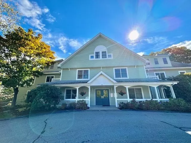 140 Lincoln Rd #217, Lincoln, MA 01773