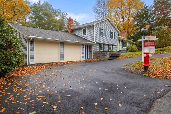 Sturbridge, MA 01566,87 Cricket Dr