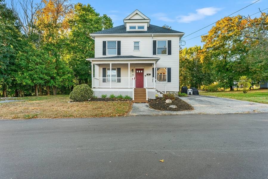 25 Montgomery St, Haverhill, MA 01830