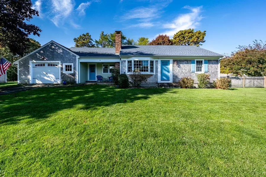 9 Captain Percival Rd, Yarmouth, MA 02664