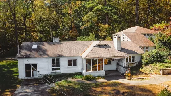 430 Mohawk Trail, Greenfield, MA 01301