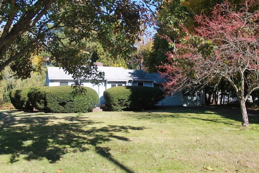 71 Old Washington St, Hanover, MA 02339