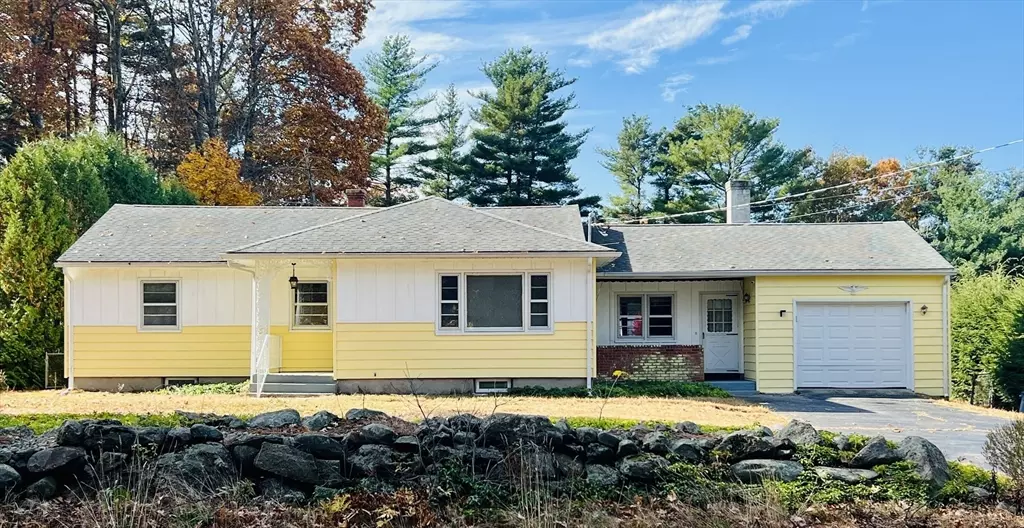 Ludlow, MA 01056,493 Miller Street