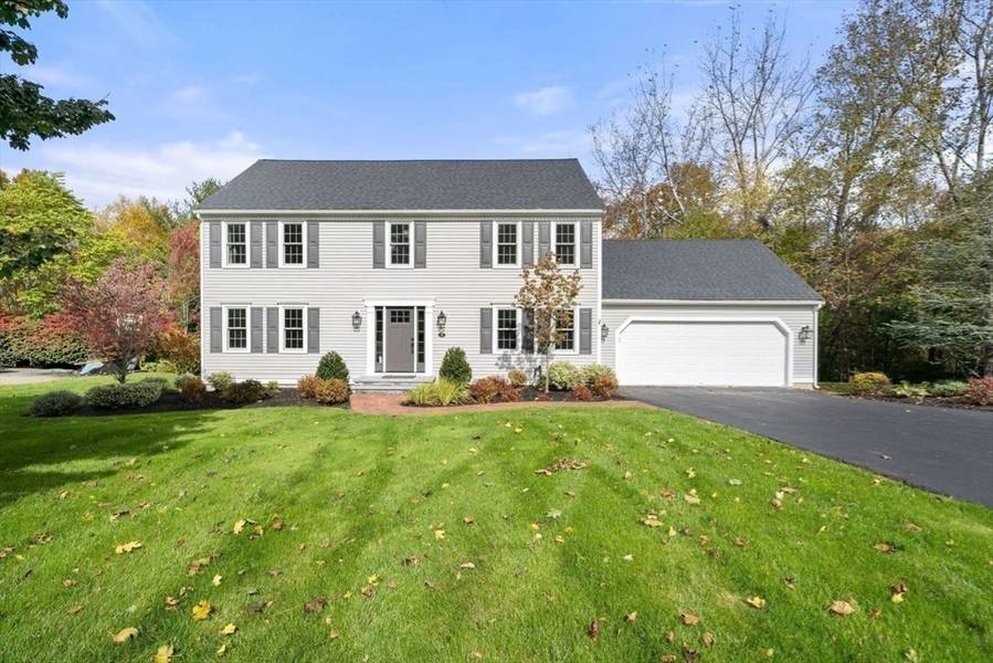 9 Comstock Dr, Shrewsbury, MA 01545