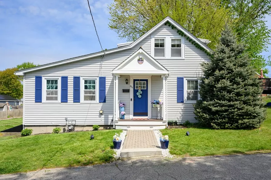 89 Seminole Ave, Weymouth, MA 02188