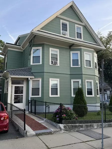 322 Highland Ave #2Left, Somerville, MA 02145