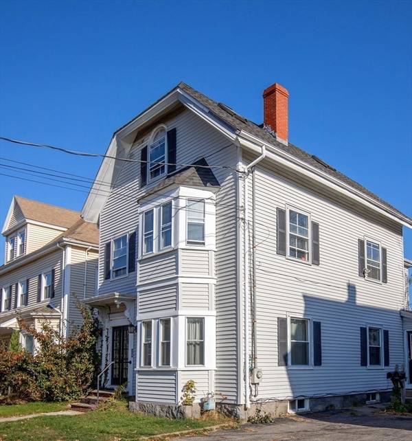 129 Court Street, Plymouth, MA 02360