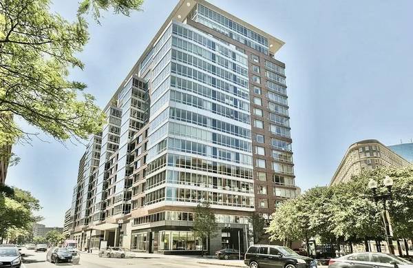 1 Charles St S #4A, Boston, MA 02116