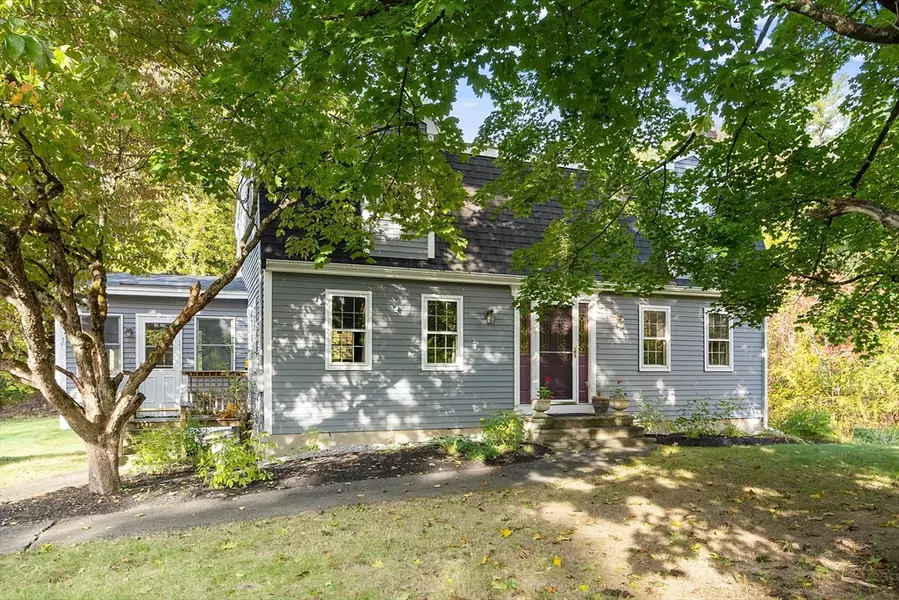 56 Blood Street, Pepperell, MA 01463