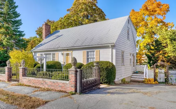 25 Hemingway St, Winchester, MA 01890