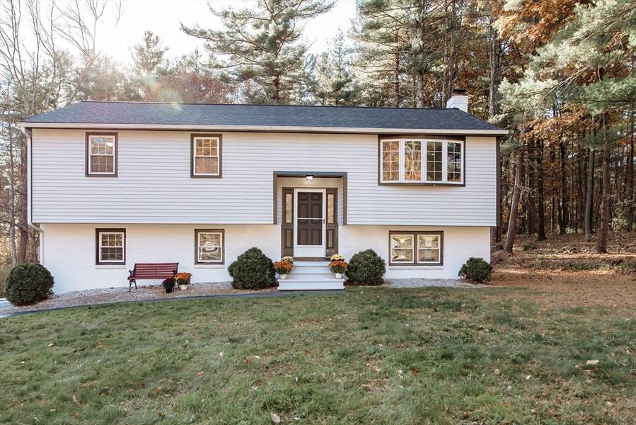 54 Scott Street, Dracut, MA 01826