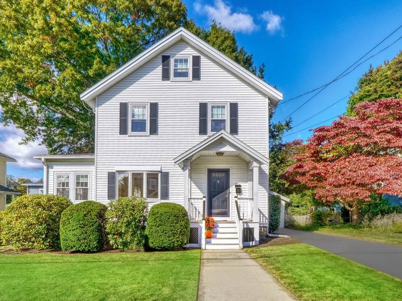 314 Grove St, Melrose, MA 02176