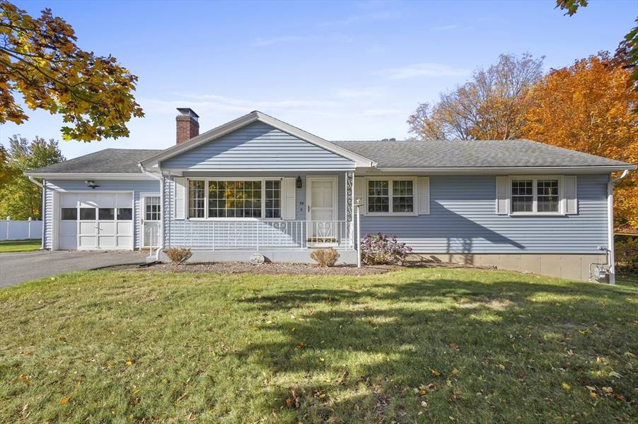 58 Crestfield Lane, Leominster, MA 01453