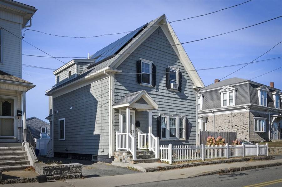 126 Maplewood Ave, Gloucester, MA 01930