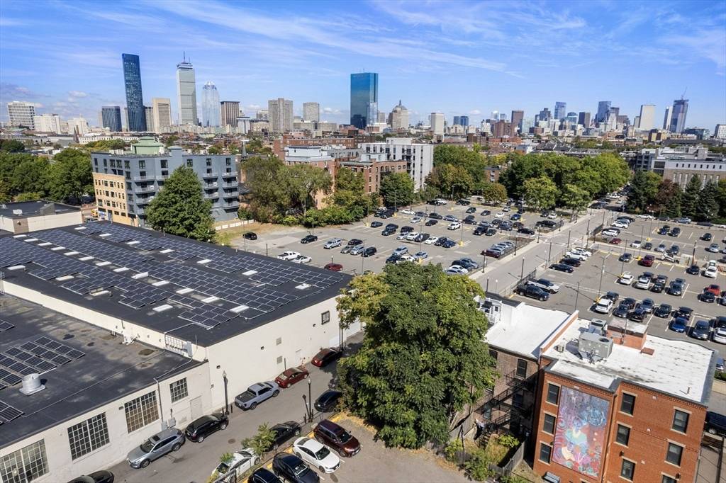 45 Thorndike St Boston, MA 02118