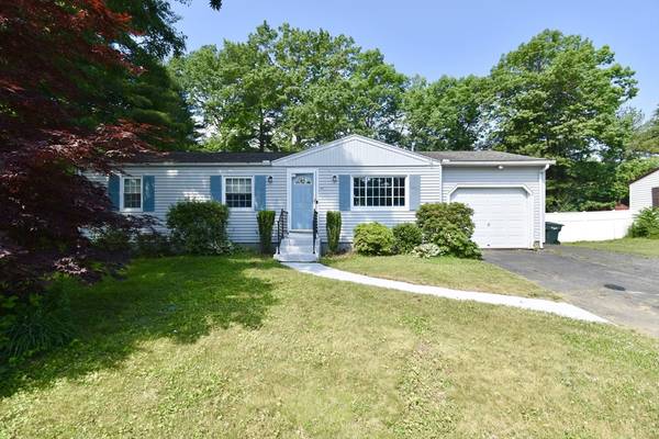 44 Thyme Ln, Springfield, MA 01129