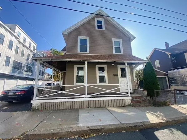 2 Hawthorn St, Everett, MA 02149