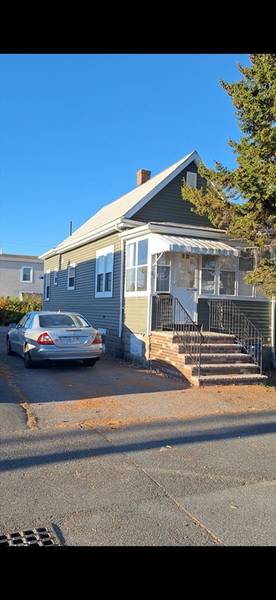 80 Pitcairn St, Revere, MA 02151