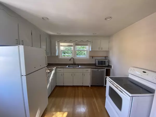 Woburn, MA 01801,1 Stanley Terrace