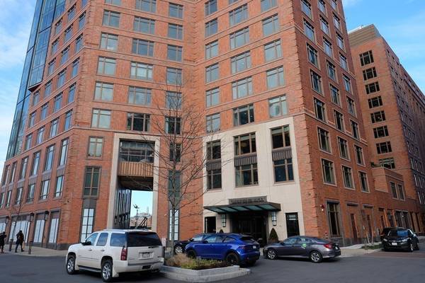 100 Lovejoy Place #7H, Boston, MA 02114