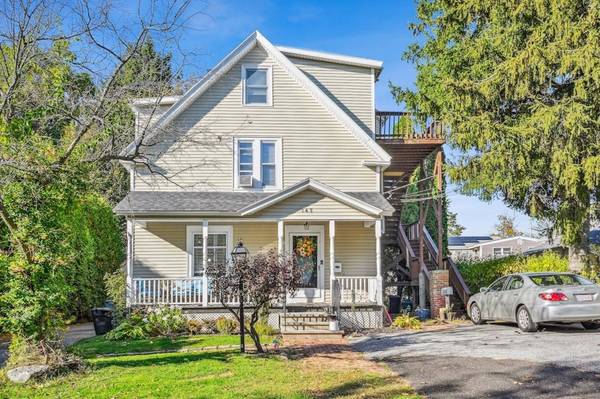 145 Randall St, Worcester, MA 01606