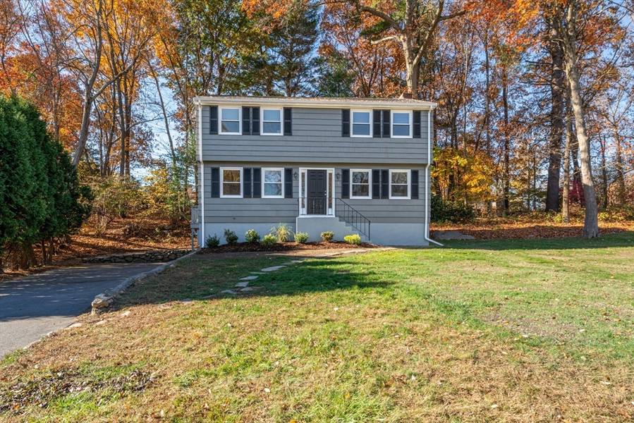 5 Ted Ln, Southborough, MA 01772