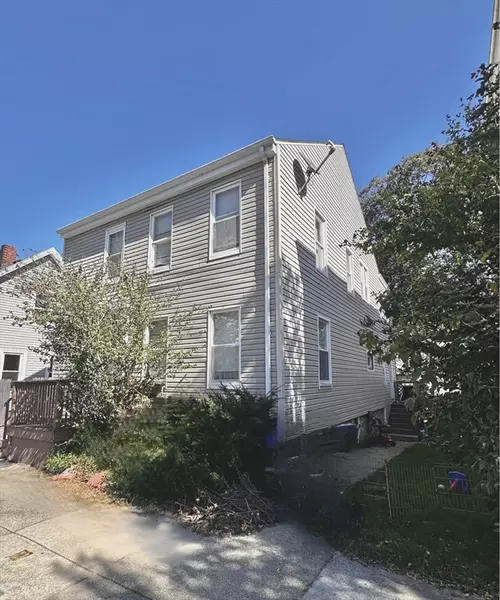 84 Walden St, New Bedford, MA 02740