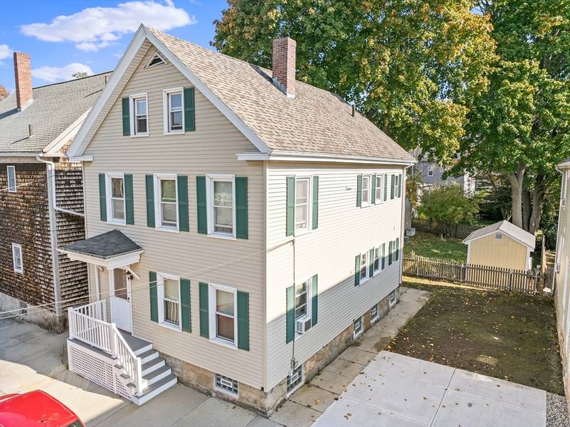 60 Borden St, New Bedford, MA 02740