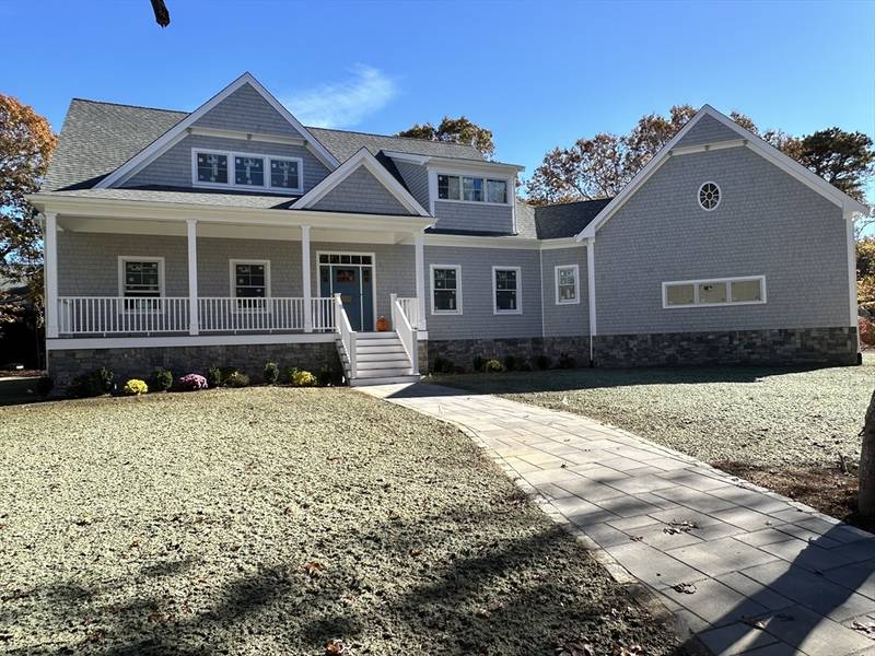 lot 487 Menauhant Rd, Falmouth, MA 02536