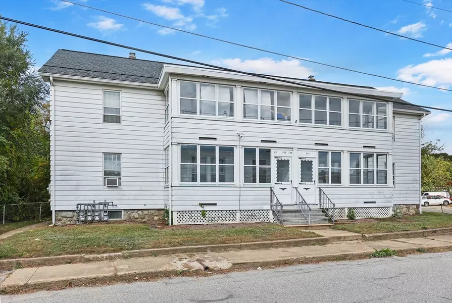 9 Randolph Street, Southbridge, MA 01550