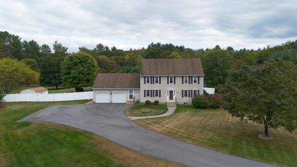 49 Dennis Whitney Rd, Oakham, MA 01068